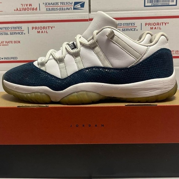 Nike Air Jordan 11 Low “Navy Snakeskin” 2019 - Picture 2 of 7